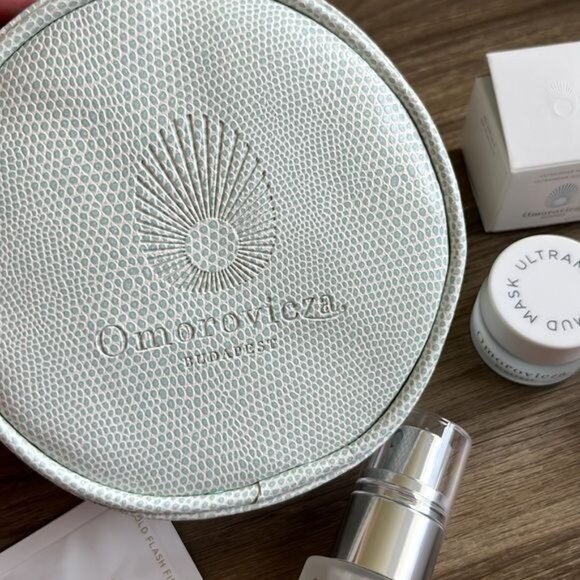 Omorovicza Budapest Mud Mask Mist Night Cream Serum Set - Picture 6 of 6